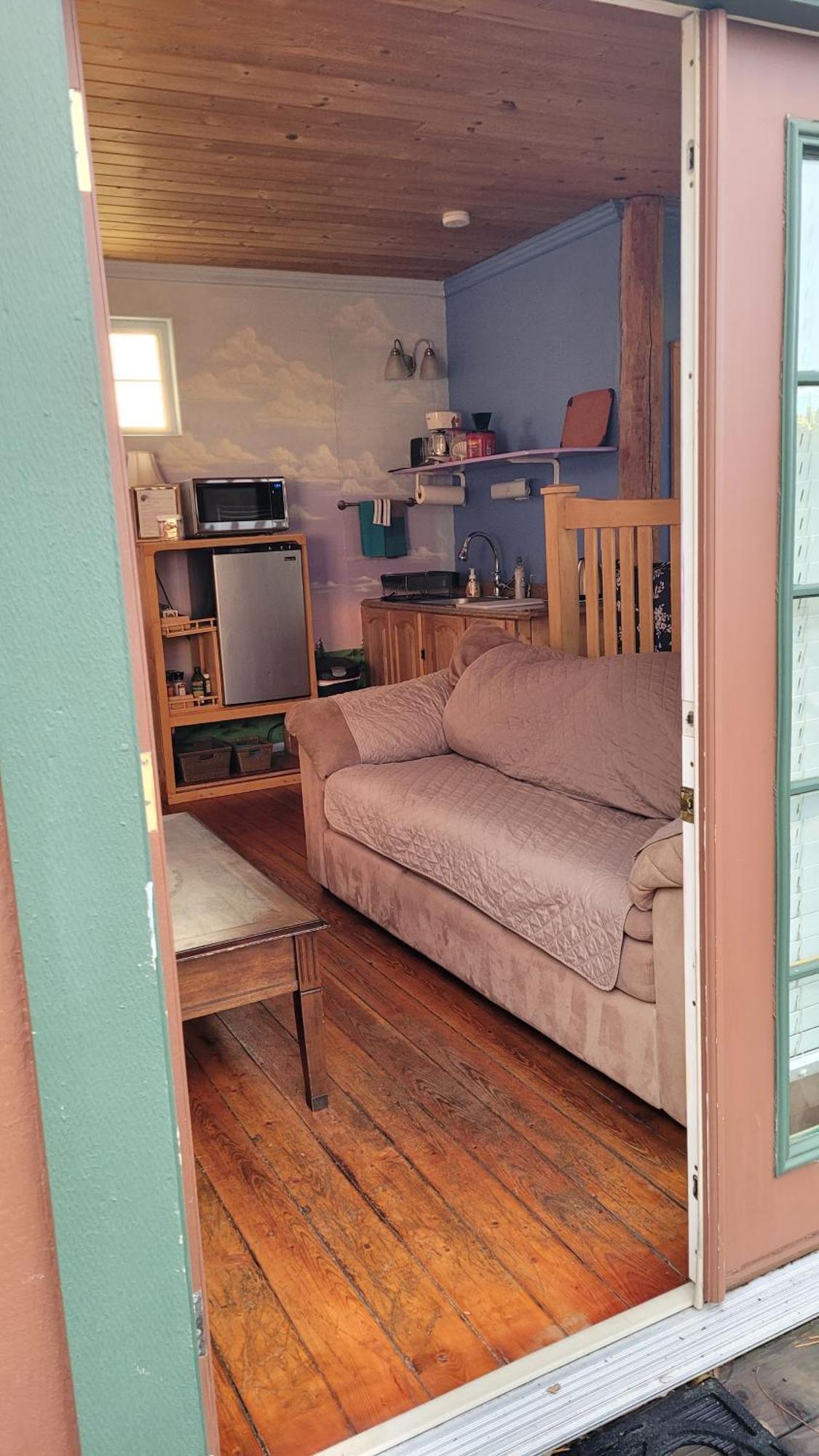 Angel Cottage With A Sauna Or The Cozy With A Jacuzzi Tub, Both Are Studios With A View Of Mount Shasta Ruang foto